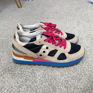 Saucony shadow womens sneakers